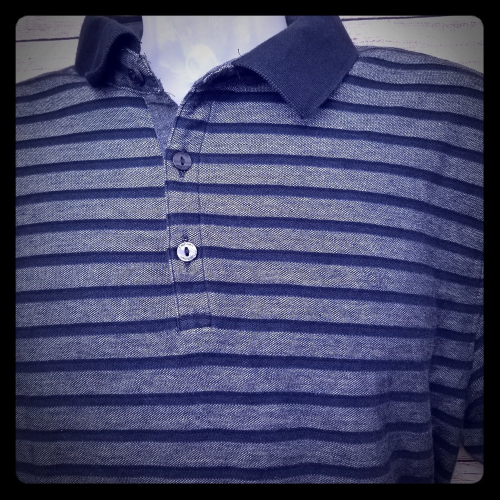 CALVIN KLEIN SIZE XL BLACK AND GRAY